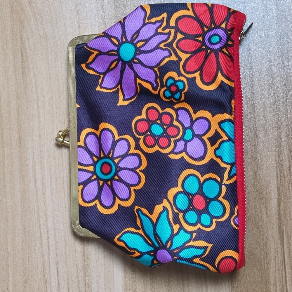 Floral 70s Double Sided Clasp & Zip Up Clutch